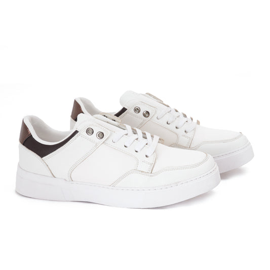 Low Top Laced Sneaker