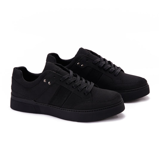 Low Top Laced Sneaker