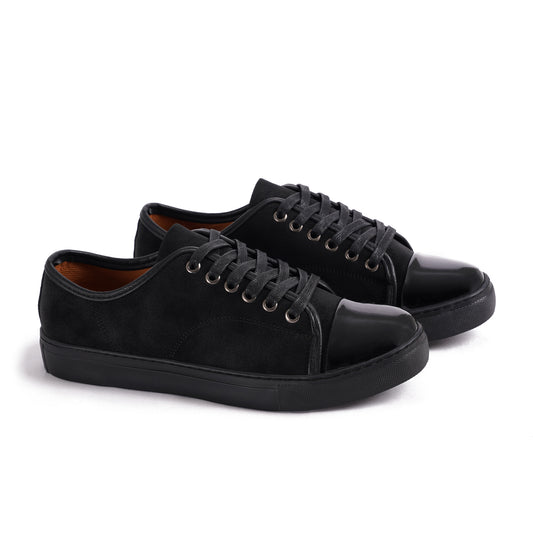 Low Top Laced Sneaker