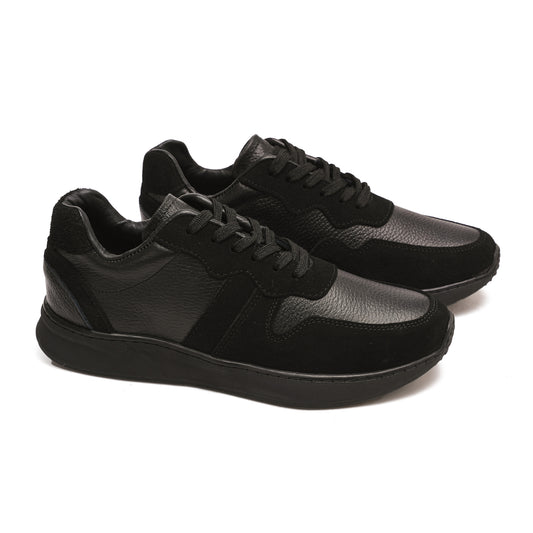 Low Top Laced Sneaker