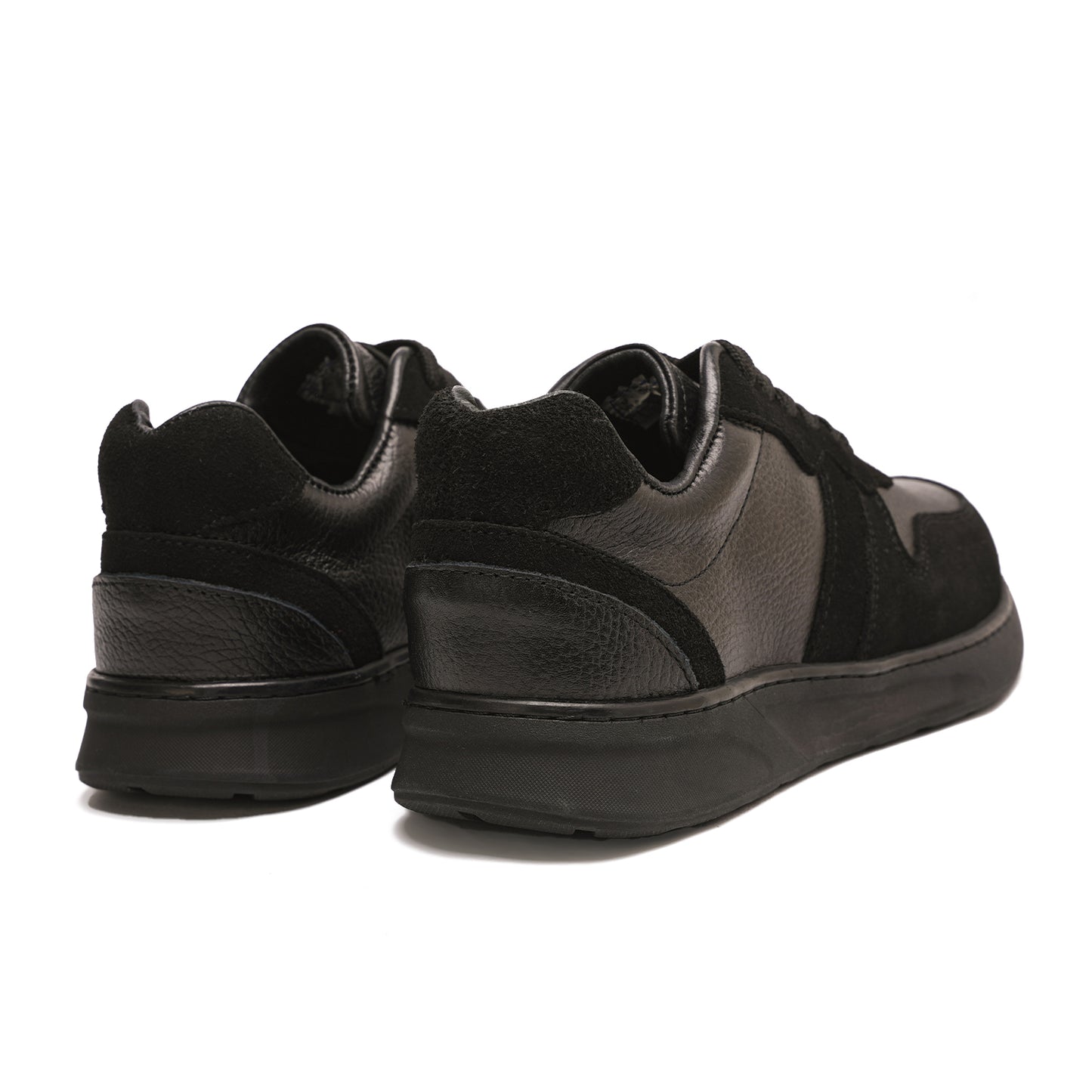 Low Top Laced Sneaker