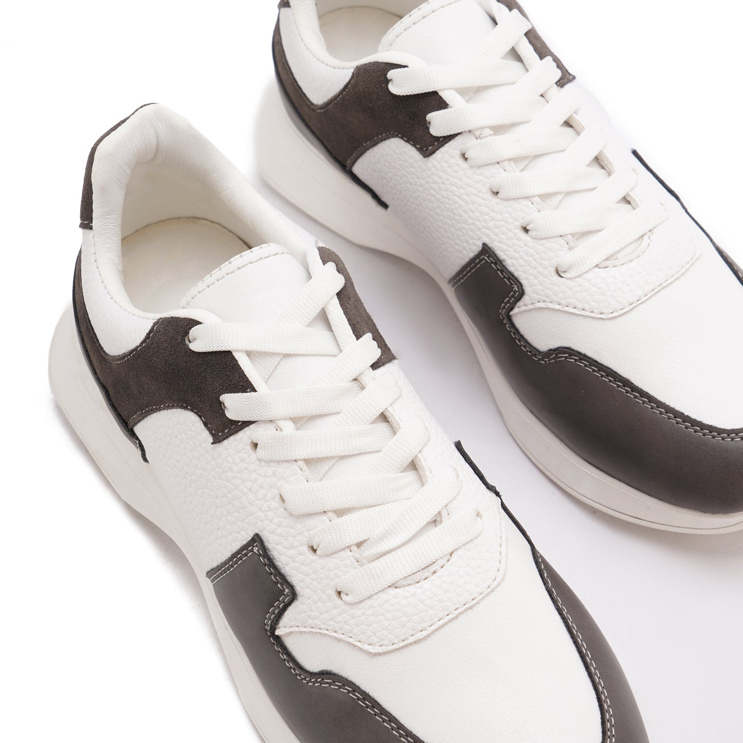 Low Top Laced Sneaker